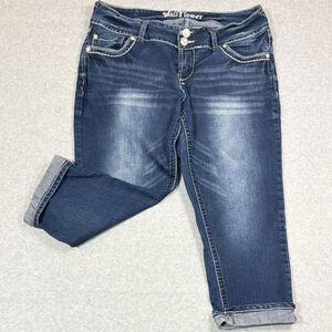 WallFlower Womens 13 Dark Wash Embellished Pocket Denim Capri Jeans Y2K